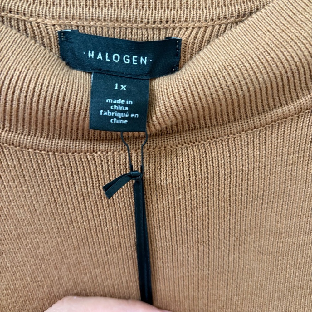 Halogen Long Sleeve Crewneck Top with Flared Cuffs - Picture 5 of 5